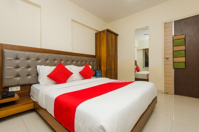 Levender Bough Hotel Mumbai Exterior photo